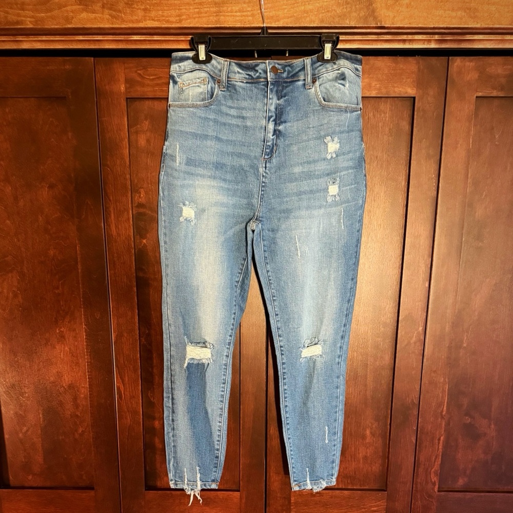 American Bazi Light Blue Distressed Jeans